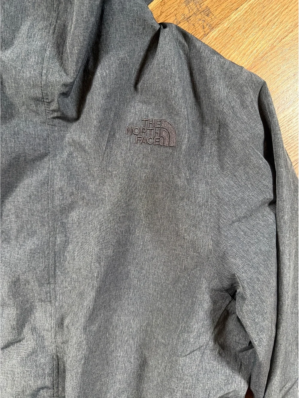 Medium - Men - The North Face Gray Hooded Jacket